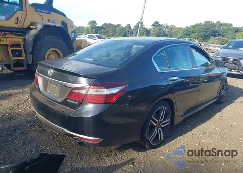 2017 Honda Accord Sport из США, поврежденный, VIN 1HGCR2F52HA205540